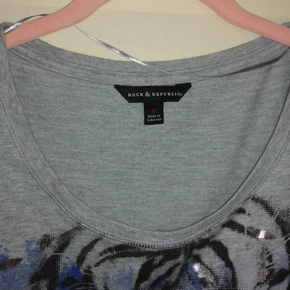 Rock and Republic Sweat Shirt - Picture 2 of 2